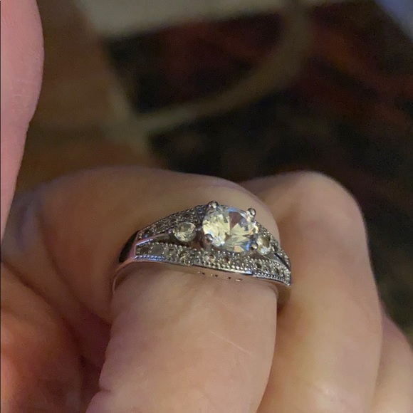 Two cubic stone fun rings ! - Picture 3 of 4